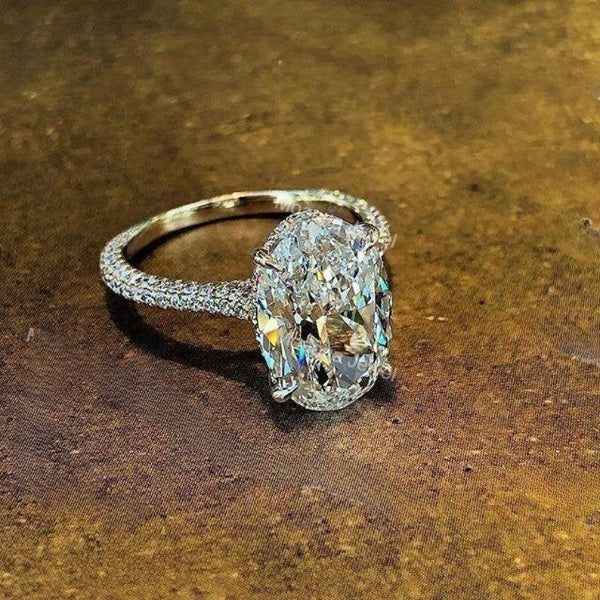 Rarity Oval Diamond Wedding Ring