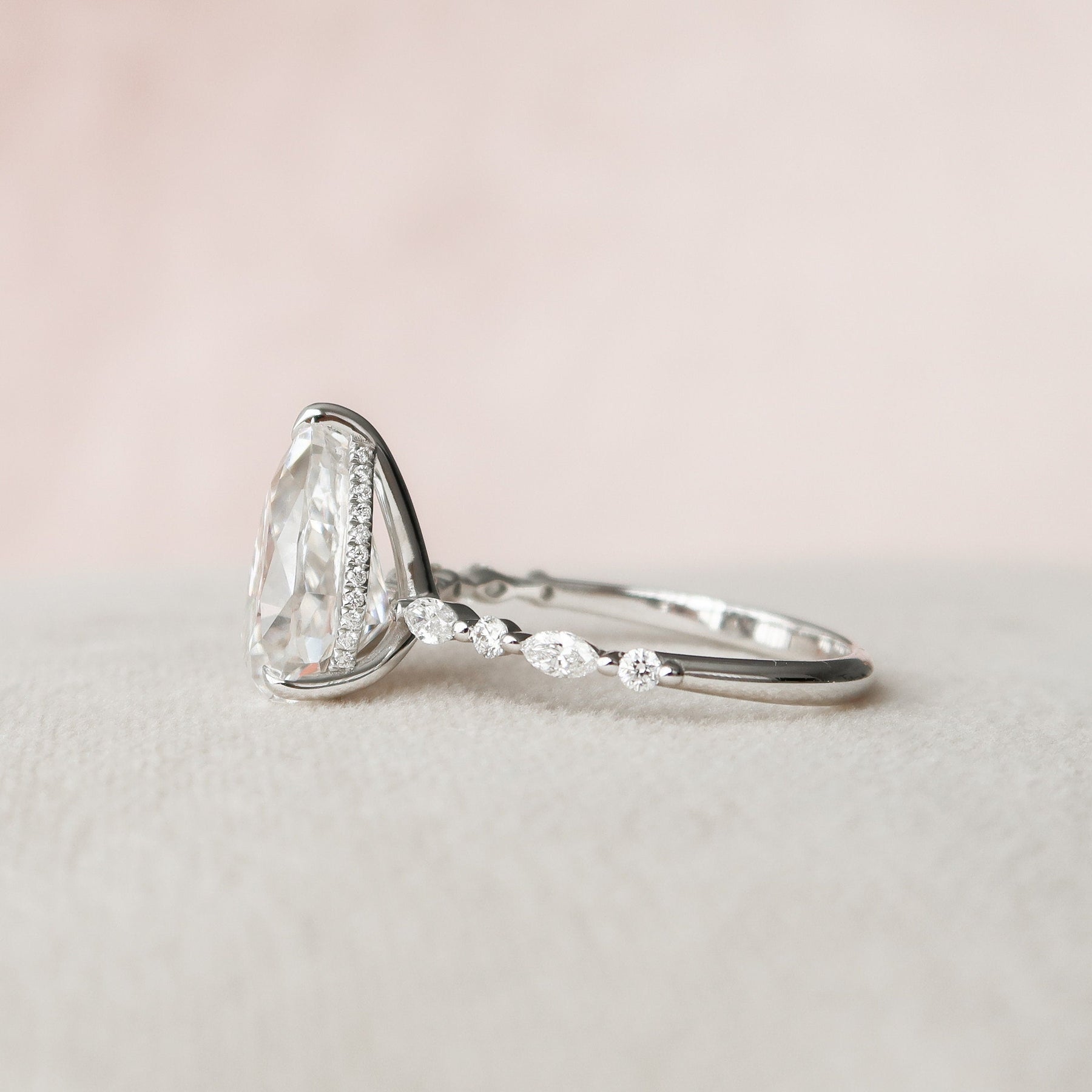 Scholarly Pear Diamond Wedding Ring