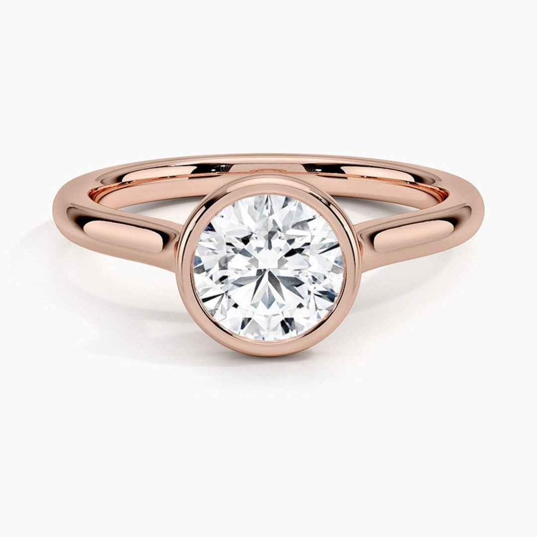 Modern Round Cut Diamond Ring