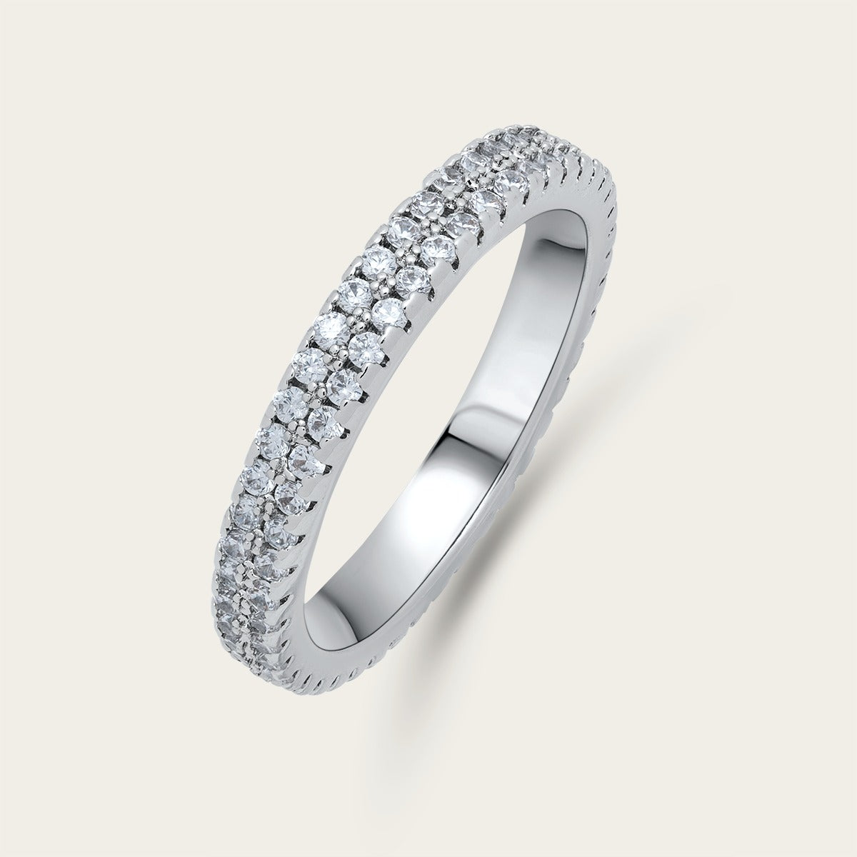 Opulent Round Cut Diamond Band