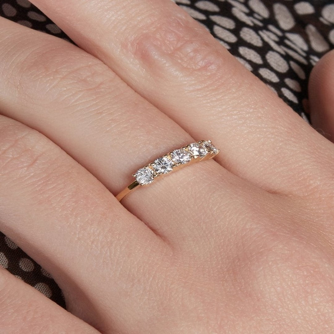 Timeless Round Diamond Wedding Band