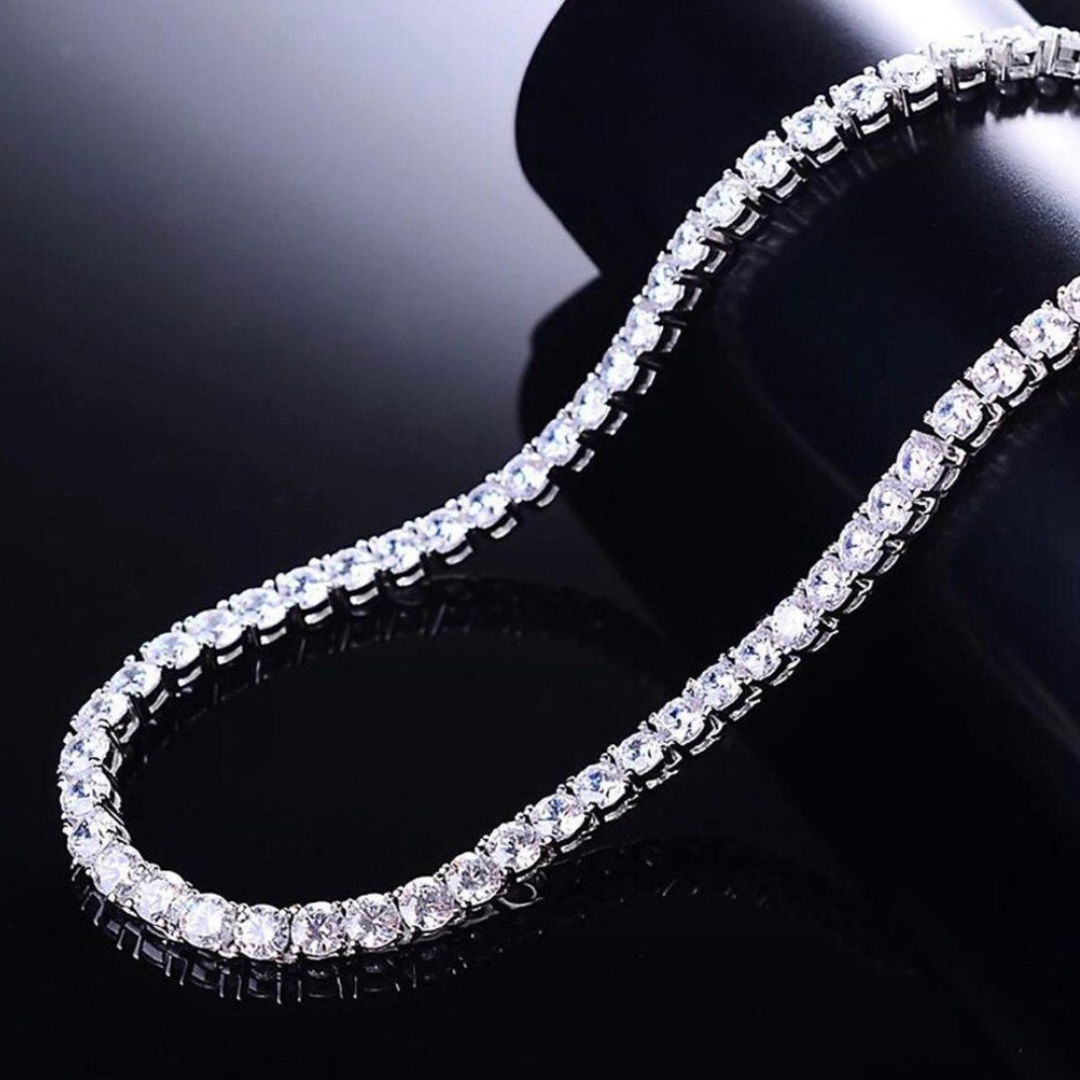 Decorative Round Diamond Bracelet