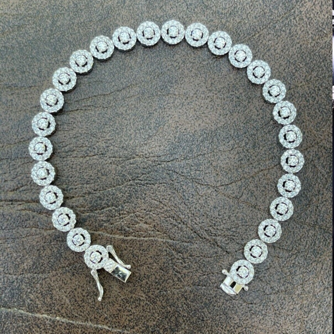 Circean Round Diamond Bracelet