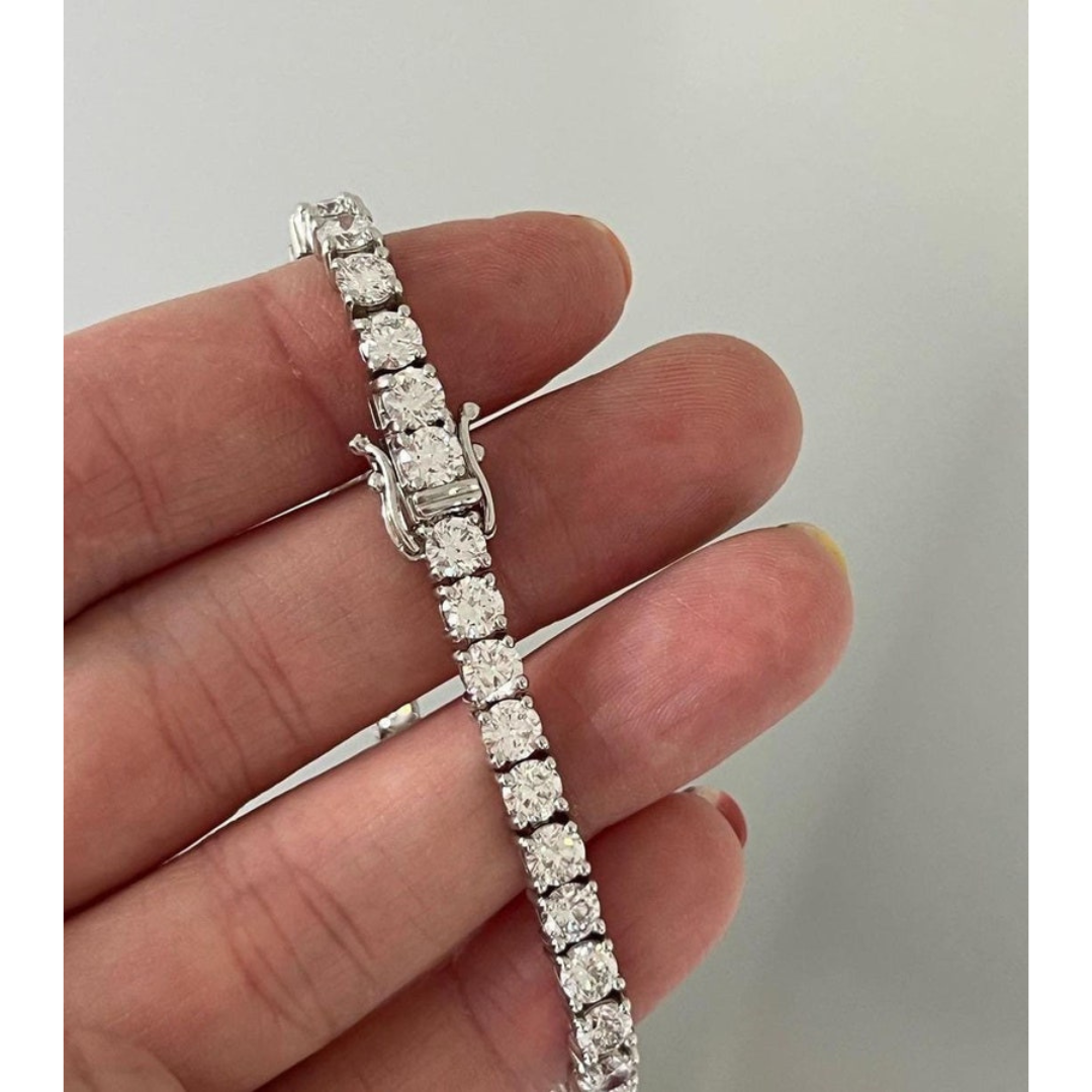 Loveliness Round Diamond Bracelet