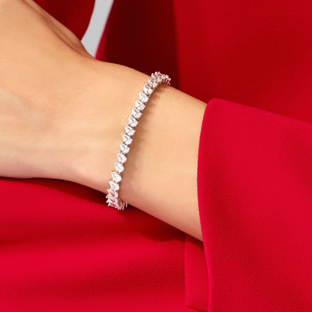 Spectacular Pear Diamond Bracelet