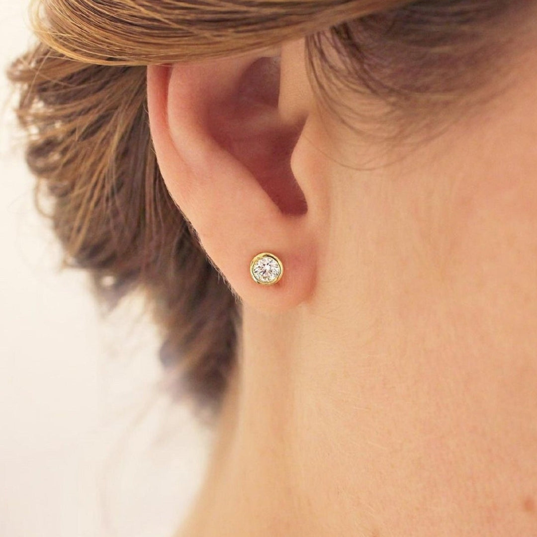 Sparkle Round Diamond Earring