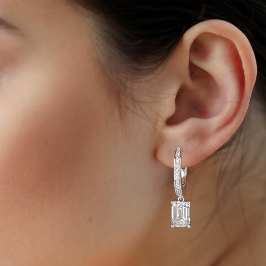 Glistening Radiant & Round Diamond Earring