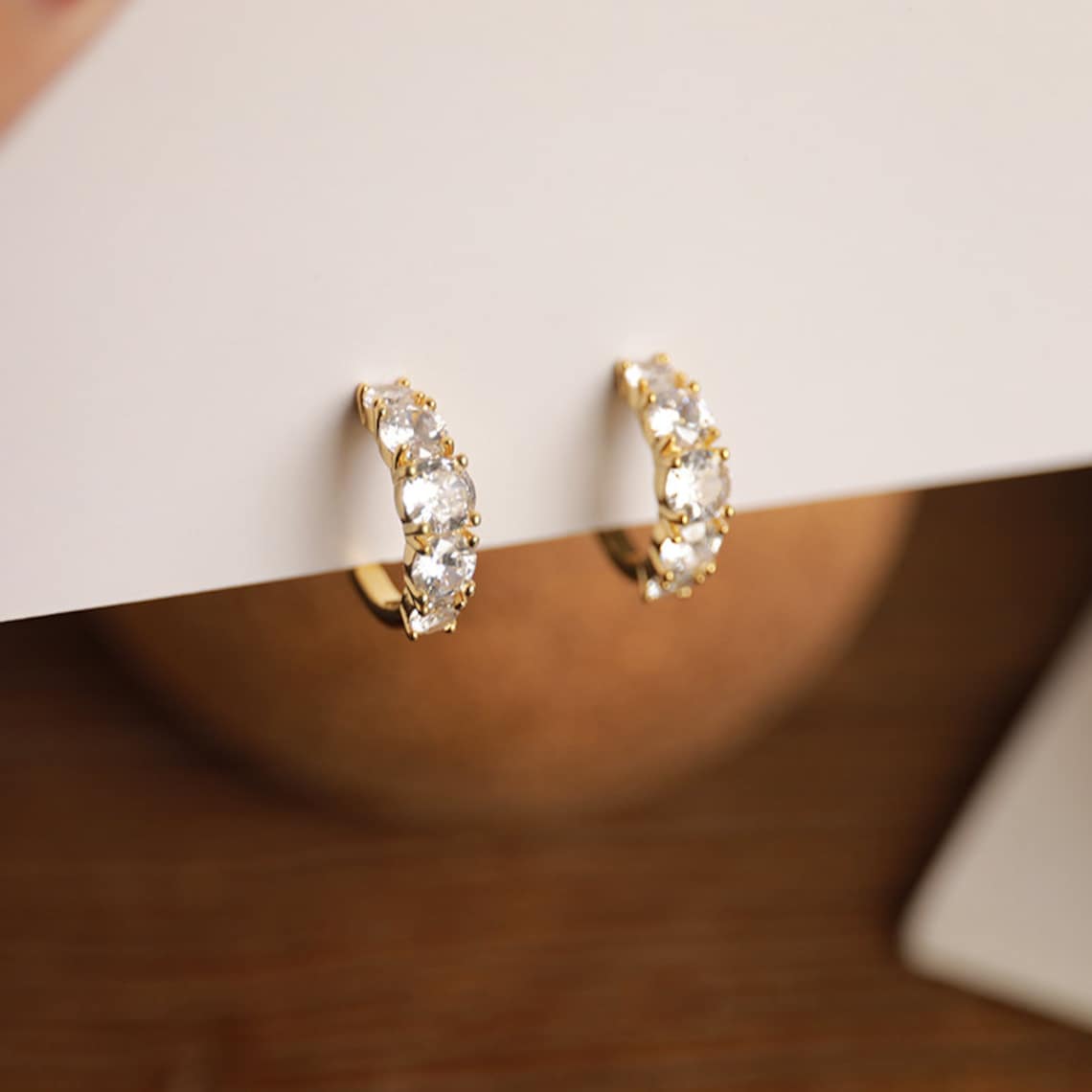 Effulgent Round Diamond Earring