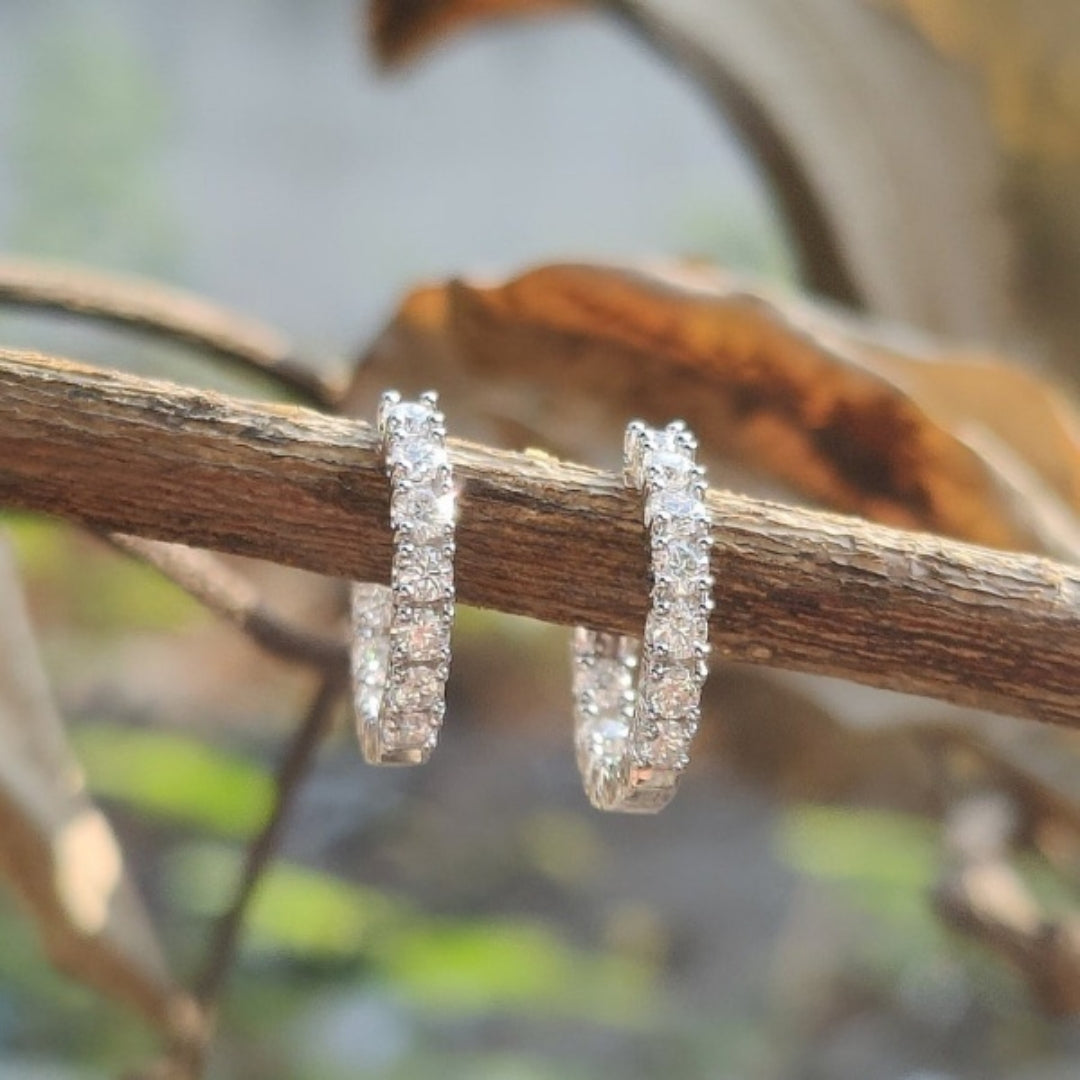 Glint Round Diamond Earring