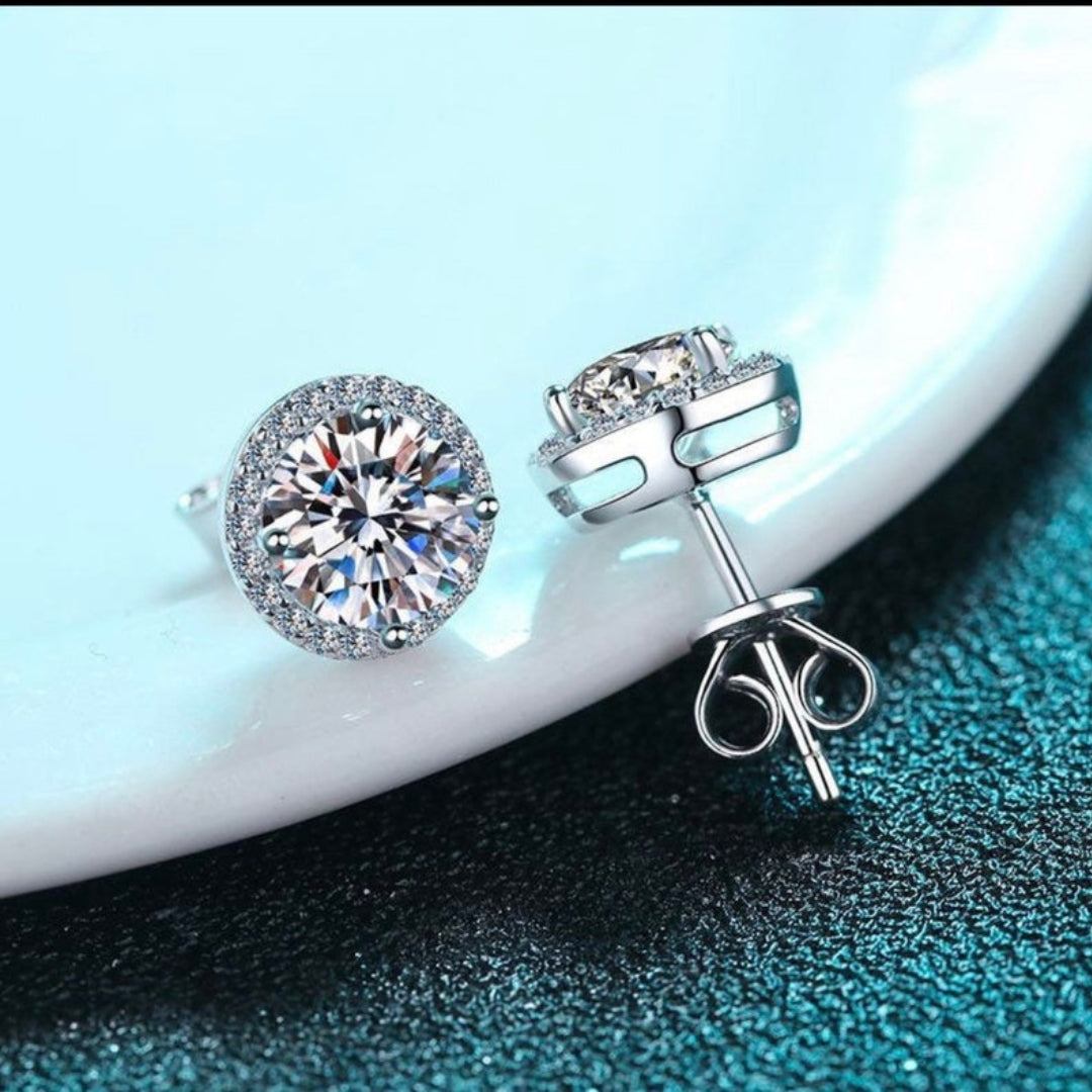 Halo Round Diamond Earring