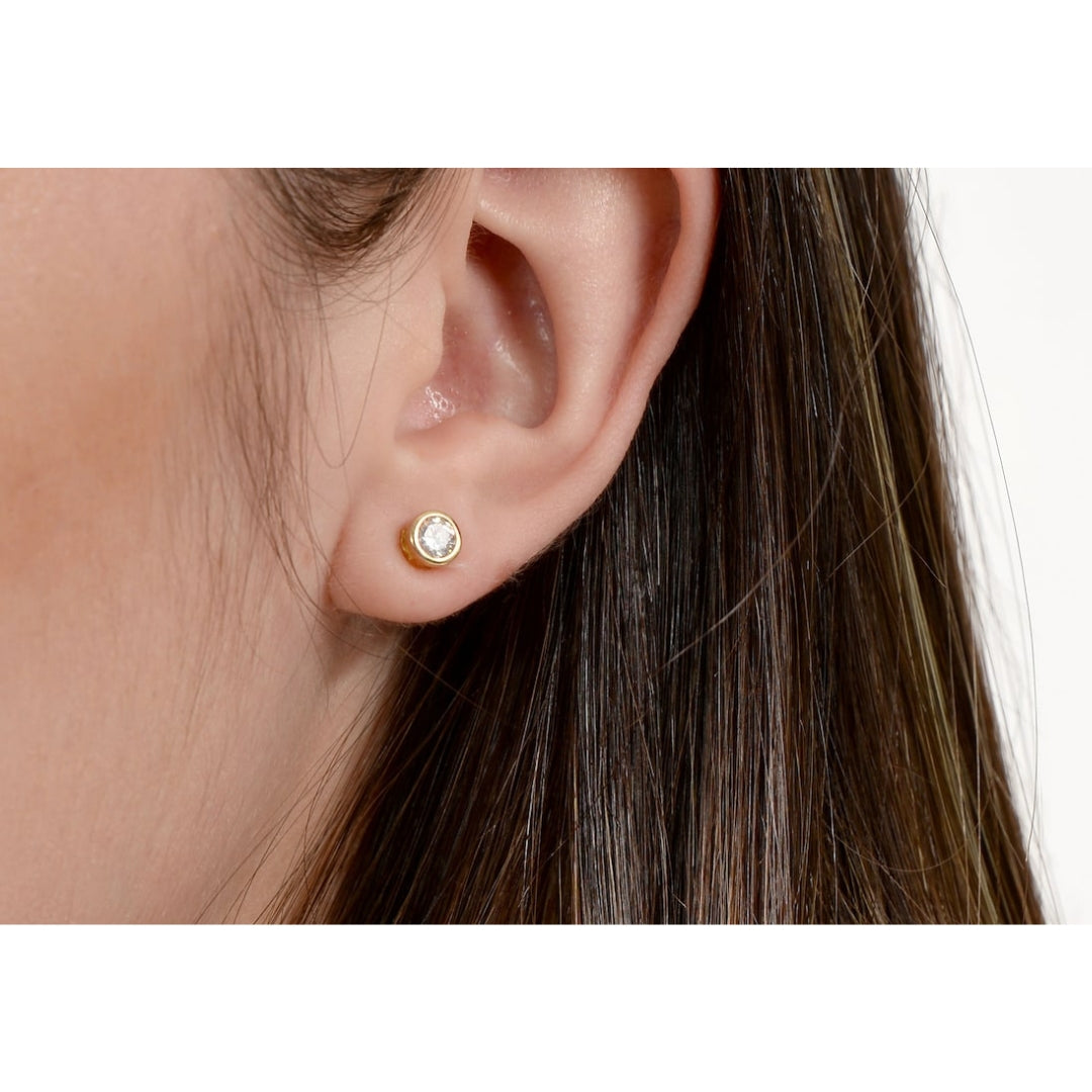 Miraculous Round Diamond Earring