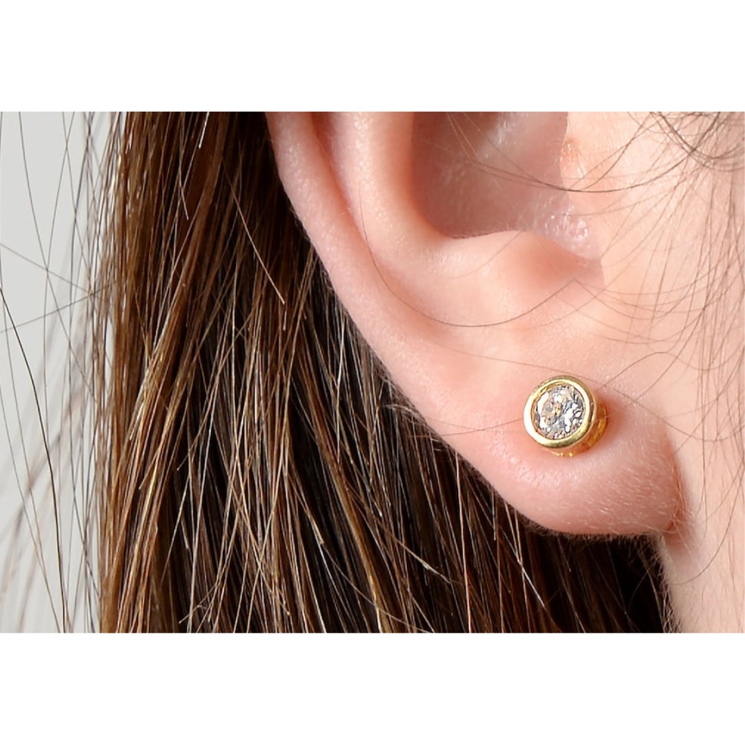 Miraculous Round Diamond Earring