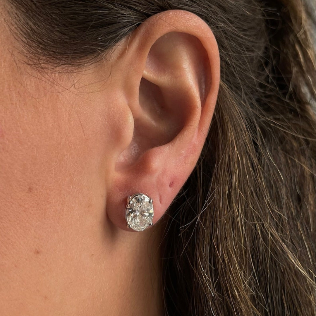 Incomparable Oval Diamond Earring