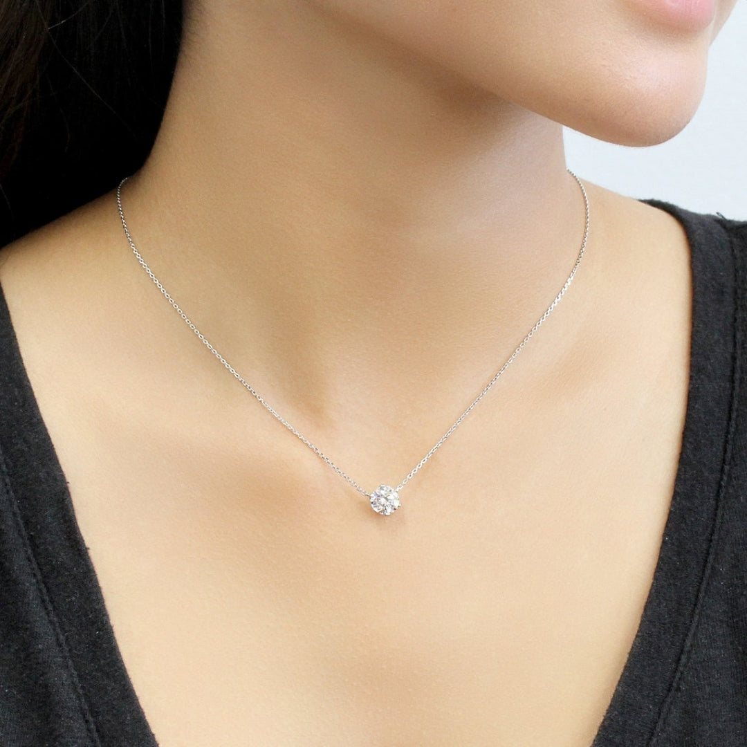 Virtuoso Round Diamond Necklace