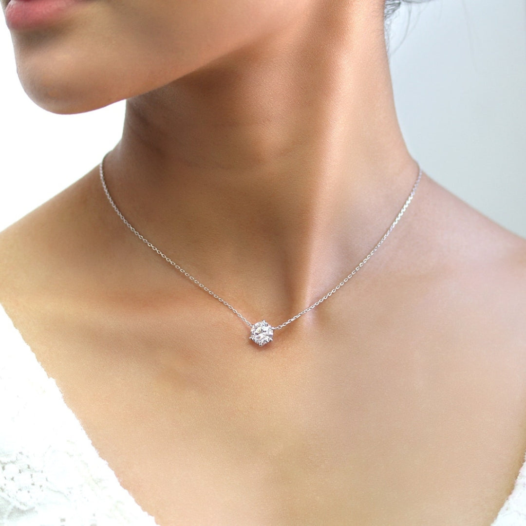 Virtuoso Round Diamond Necklace