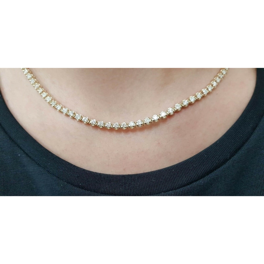 Pleasant Round Diamond Necklace