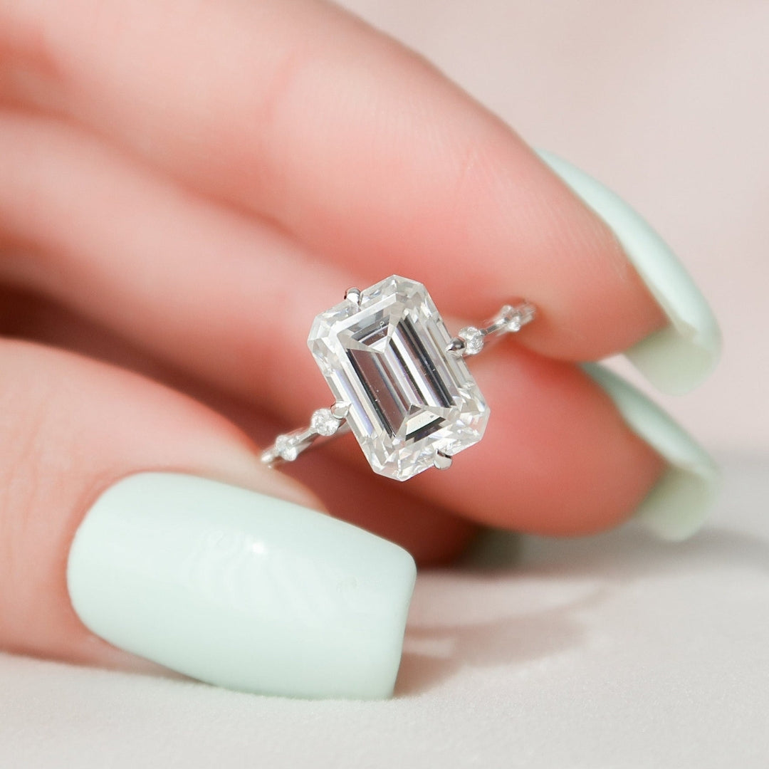 Greater Emerald Shape Diamond Wedding Ring