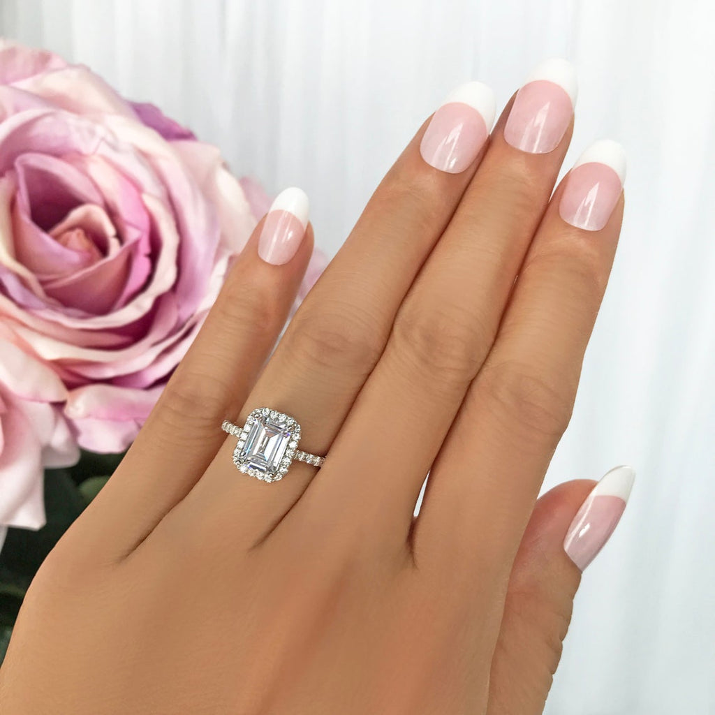 Palatial Emerald Shape Diamond Wedding Ring