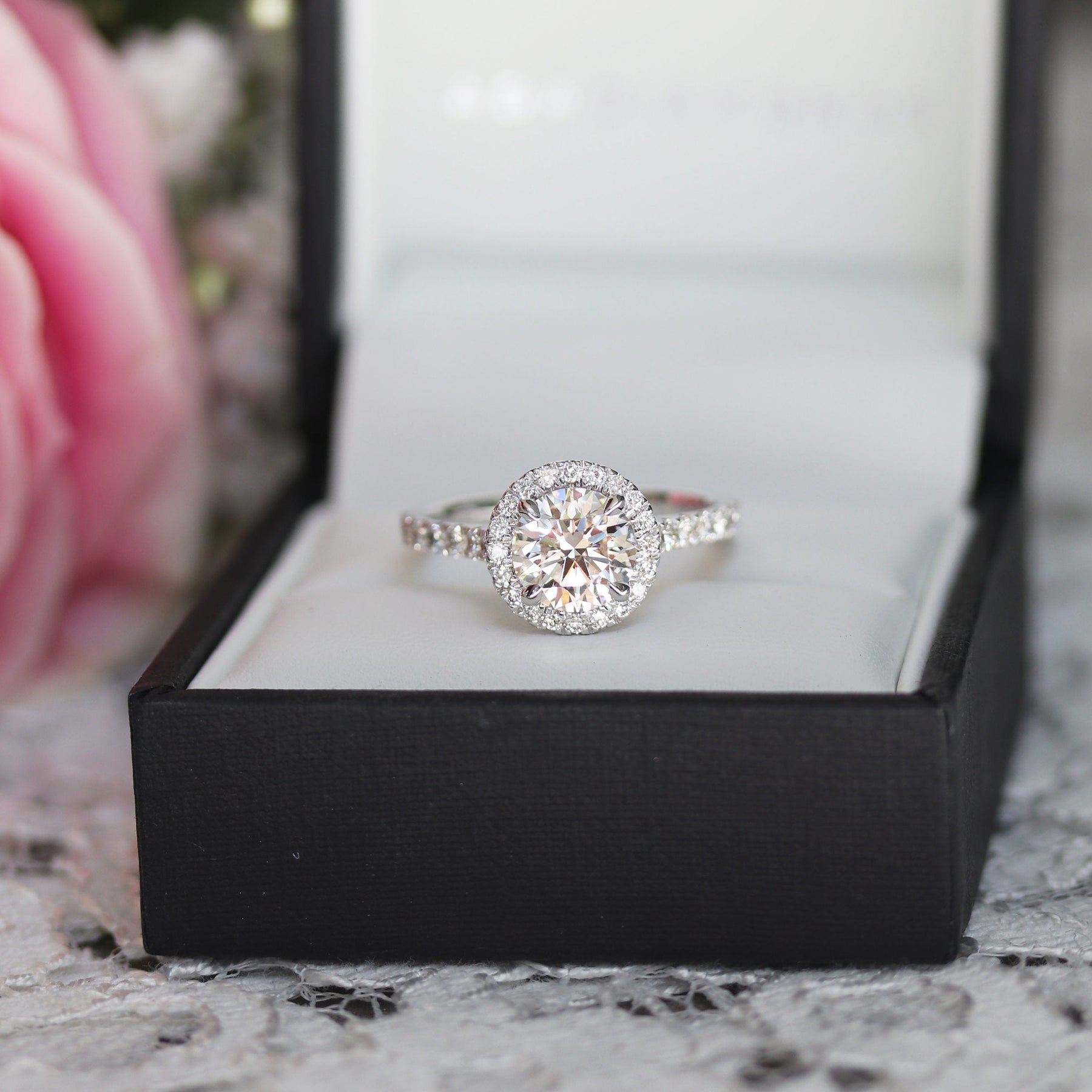 Custom Round Cut Diamond Ring