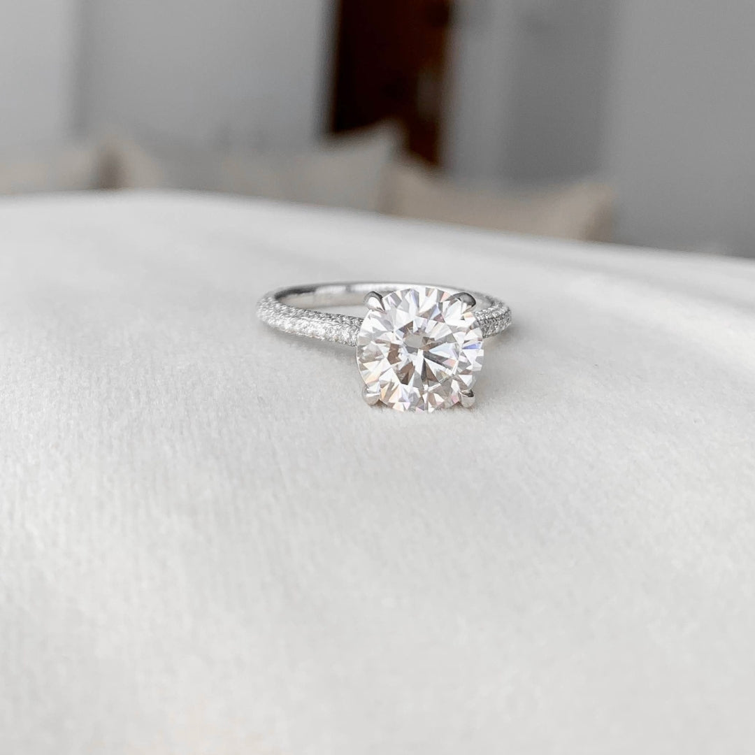 Brightly Round Diamond Wedding Ring