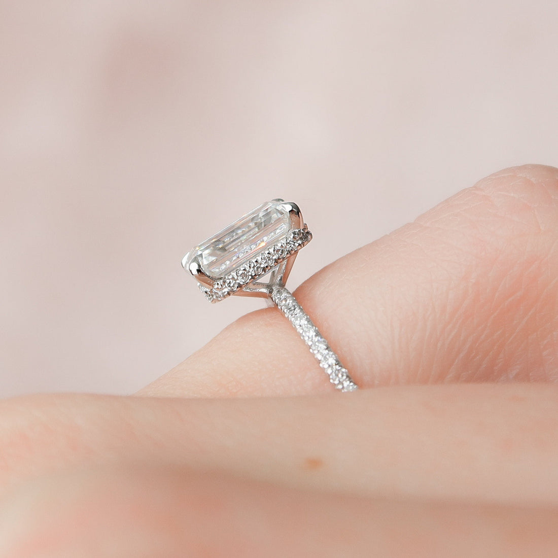 Excellently Emerald Diamond Wedding Ring