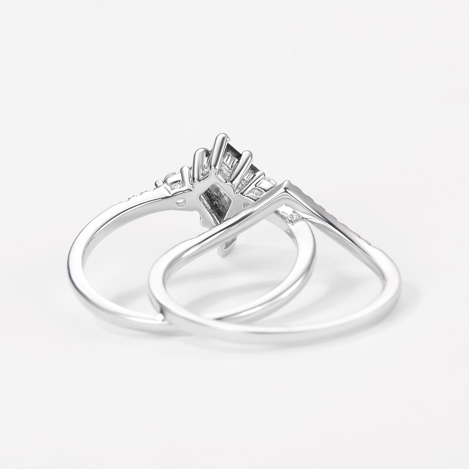 Luxuriant 1.52CT Kite Diamond Wedding Ring